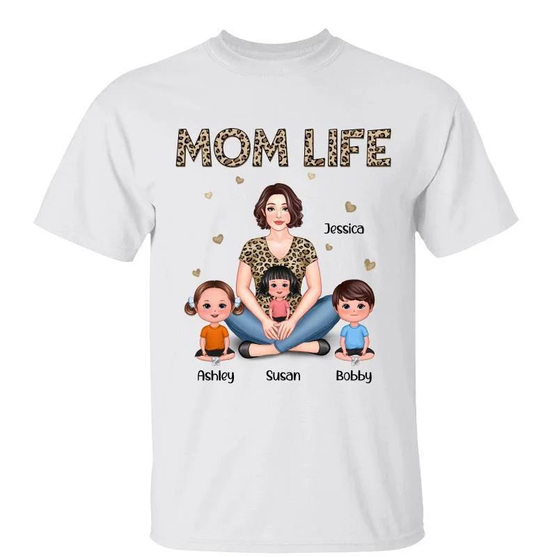 Women's Longline T-Shirts-Leopard Pattern Mom Life Pretty Woman Sitting Personalized Shirt