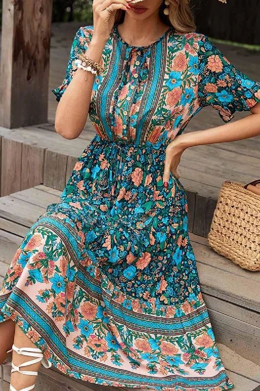 SLIM WAIST BUTTON DETAILED PATTERN DRESS