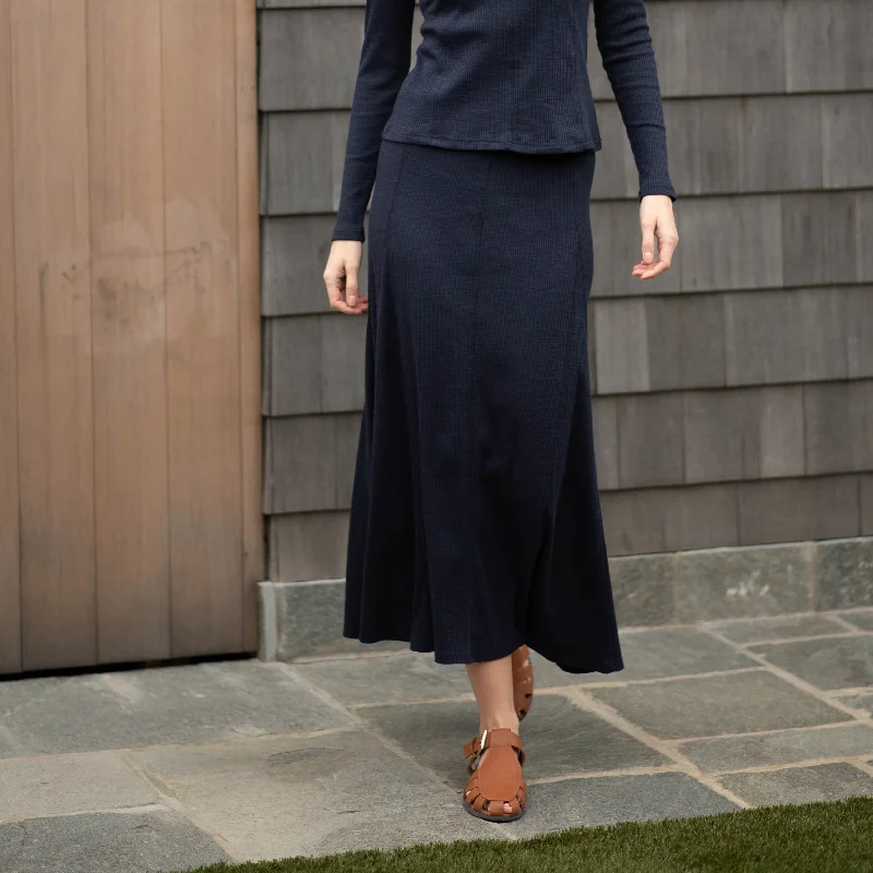 Women's Textured Pleated Skirts-Relaxed Rib Maxi | Navy [Final Sale]