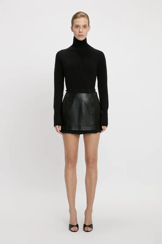 Women's Insulated Pleated Skirts-Ruched Leather Mini Skirt In Black