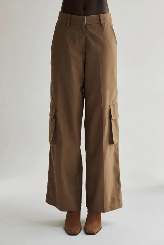 Women's Dance Pants-Women's Gwen Cargo Trousers In Brown